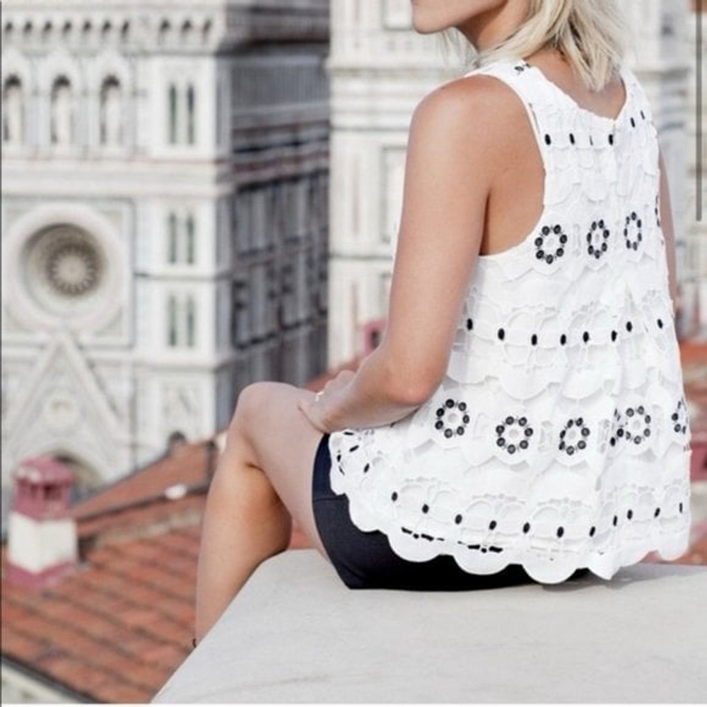 NWT Anthropologie HD in Paris Walina Eyelet Tank